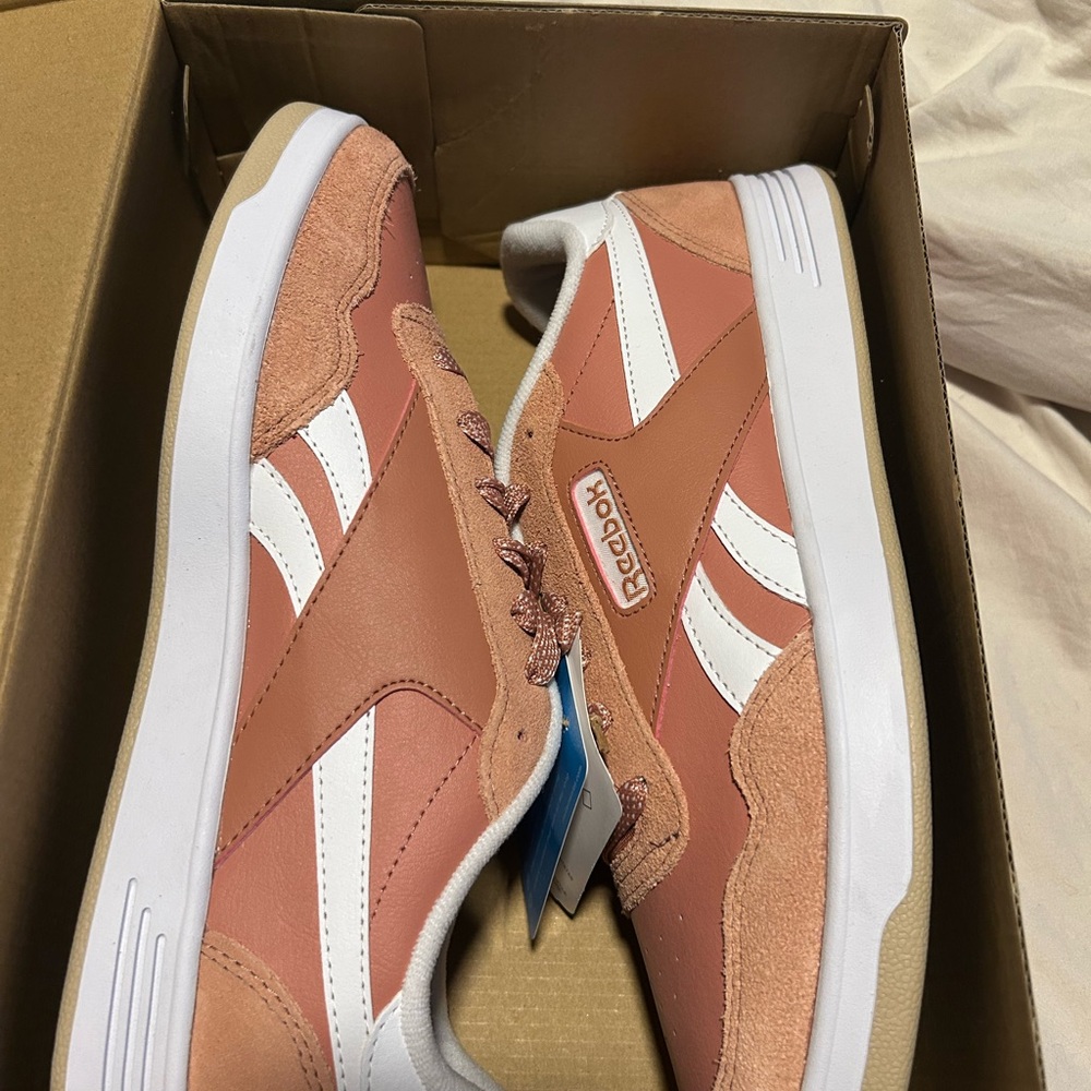 Reebok Court Advance